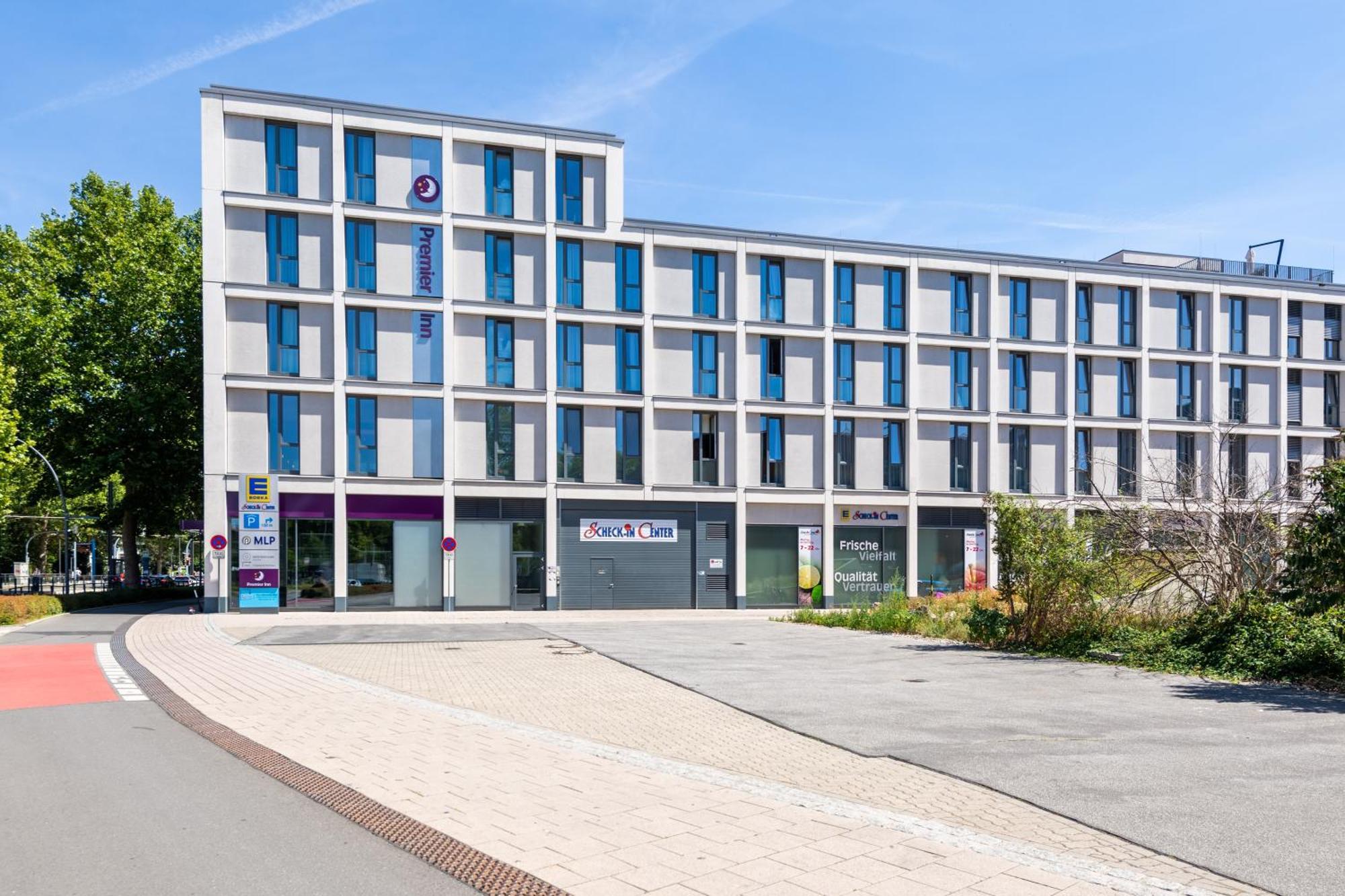 Premier Inn Heidelberg City Centre ภายนอก รูปภาพ